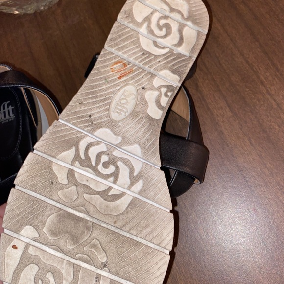 Soft sandals - Picture 3 of 5